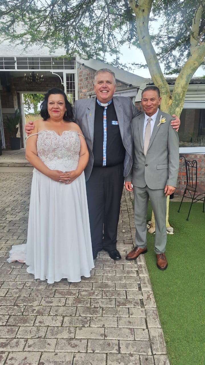 Wedding ceremony by Dr. Gerrit Rademeyer in Verulam