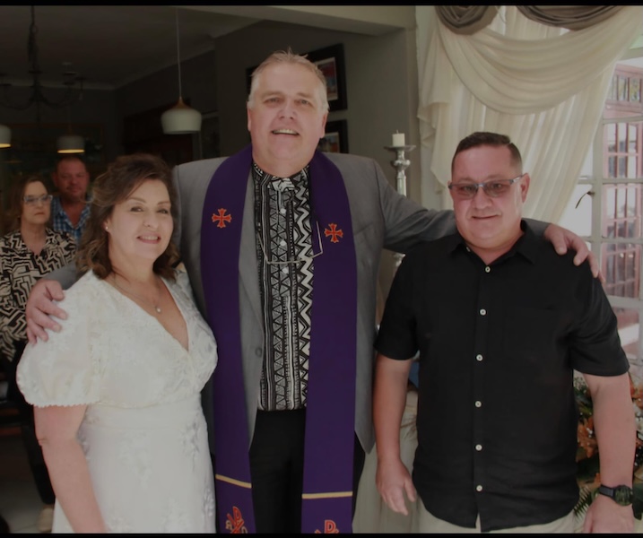 Wedding ceremony by Dr. Gerrit Rademeyer in Verulam