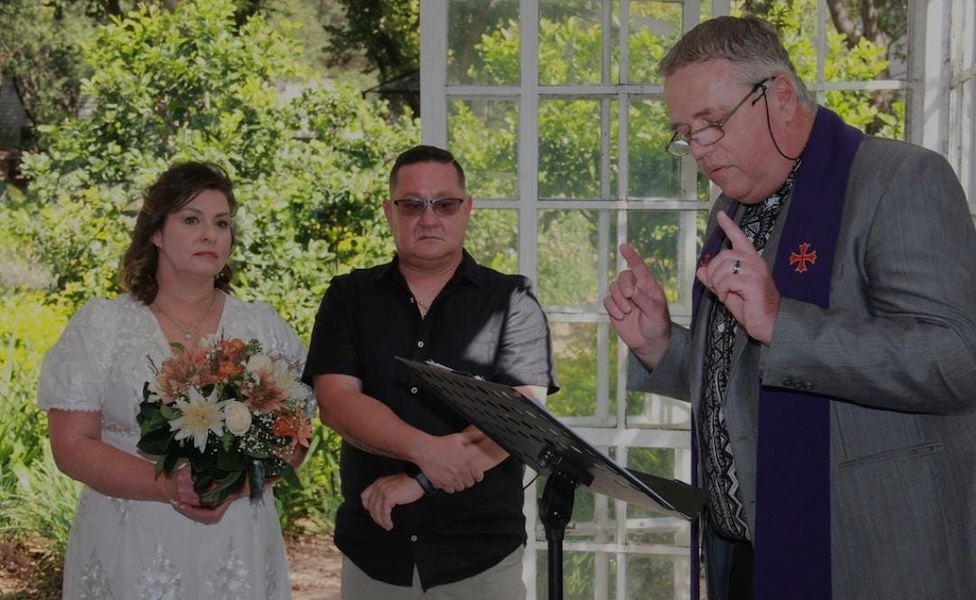 Wedding ceremony by Dr. Gerrit Rademeyer in Verulam